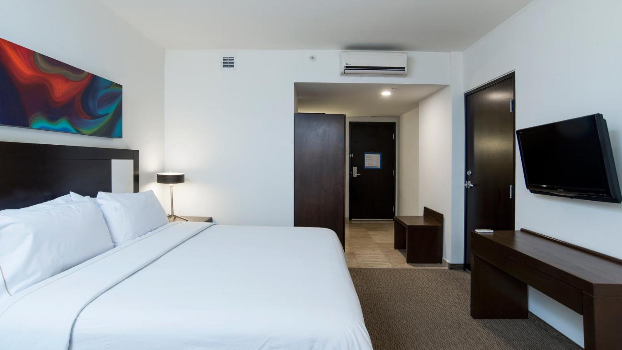 Holiday Inn Guadalajara Patria-Universidad By Ihg Zapopan Εξωτερικό φωτογραφία